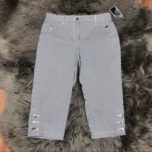 Karen Scott Women’s Twill Capris | Stripes | White & Blue | Size 10P